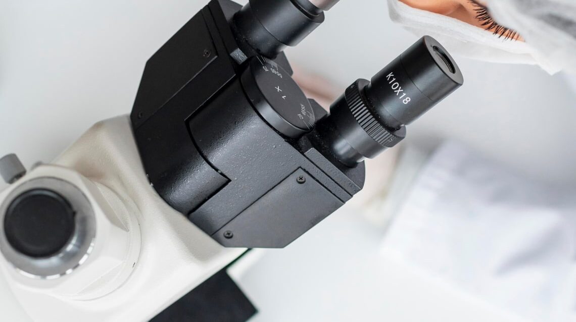 close-up-scientist-ens 1-min close-up-scientist-ens 1-min